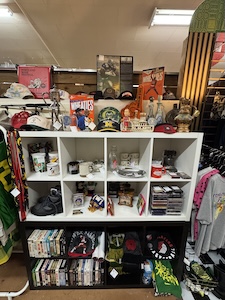 CityViewsVintage is located at Stars.